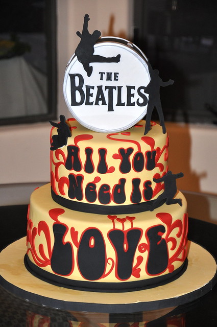 Beatles-Cake1.jpg