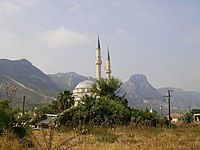 200px-Mosque_in_Kyrenia.jpg