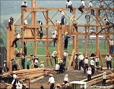 nebraska_amish_barn_raising.jpg