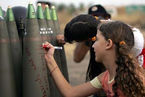 israeli-kids-signing-bombs.jpg