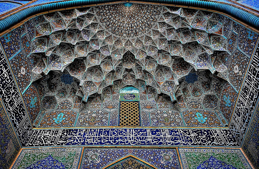 beautiful-mosque-ceiling-141__880.jpg