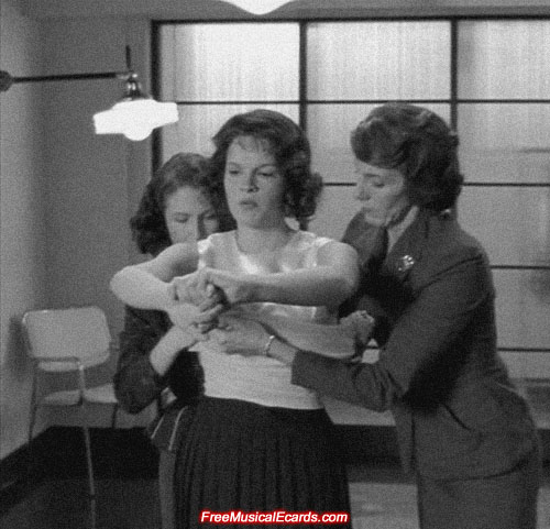 judy-garland-gets-her-breasts-strapped-down-2.jpg