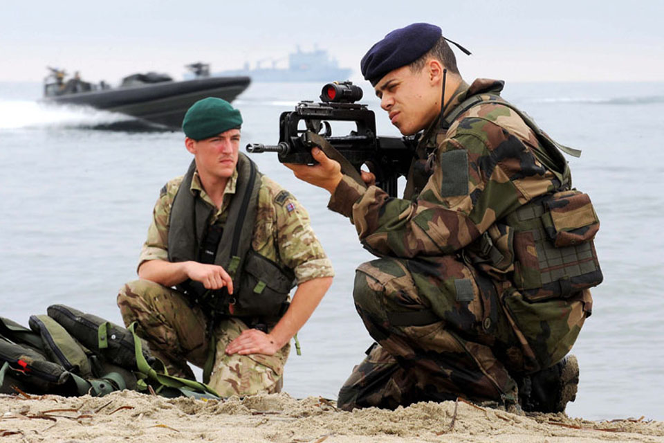 Royal_Marines_face_French_counterparts_in_Exercise_Corsican_Lion2.jpg