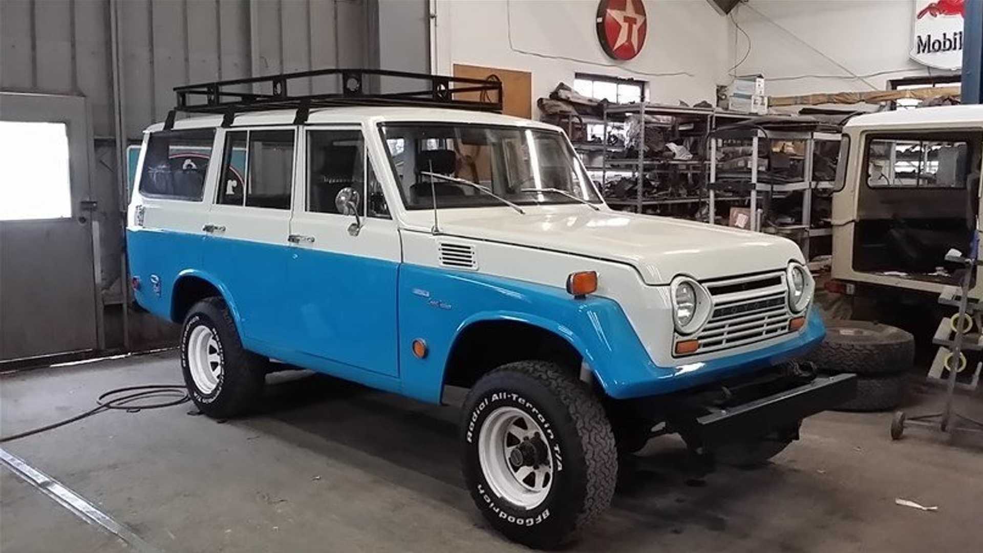 ford-powered-fj55-1969-toyota-land-cruiser.jpg