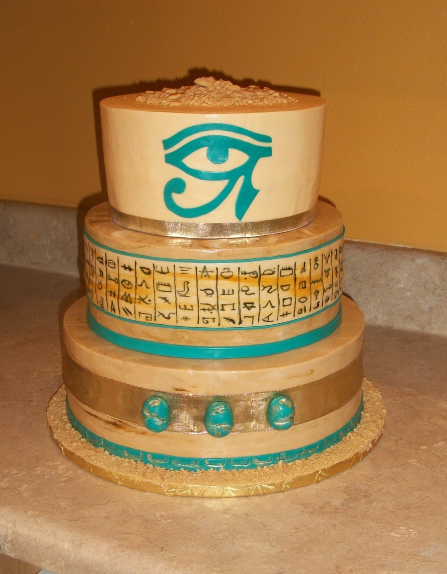 900_793608CbC5_egyptian-themed-cake.jpg