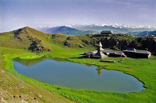 parashar-lake.jpg