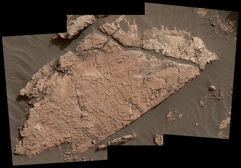 Old-Soaker-mudstone-Mars-Curiosity-Dec-31-2016-800x559.jpg