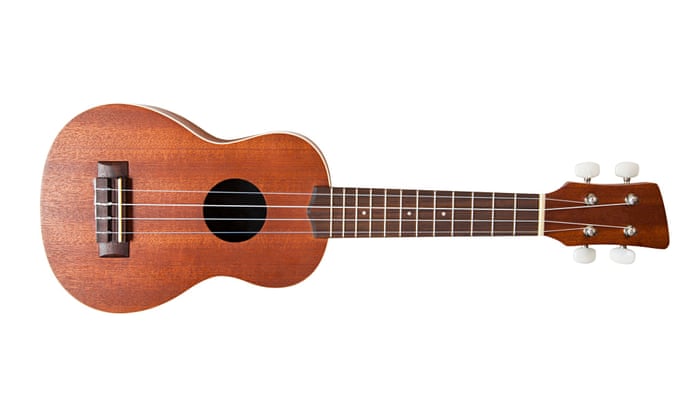 Wooden-ukulele-009.jpg