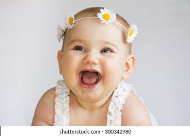 baby-smile-image-stock-260nw-300342980.jpg