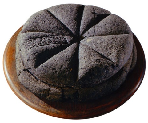 preserved-loaf-of-bread-from-pompeii.jpg