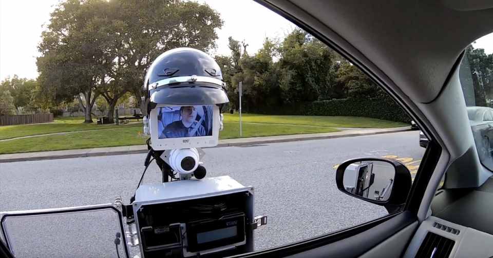 robot-police-officer-960x504.jpg