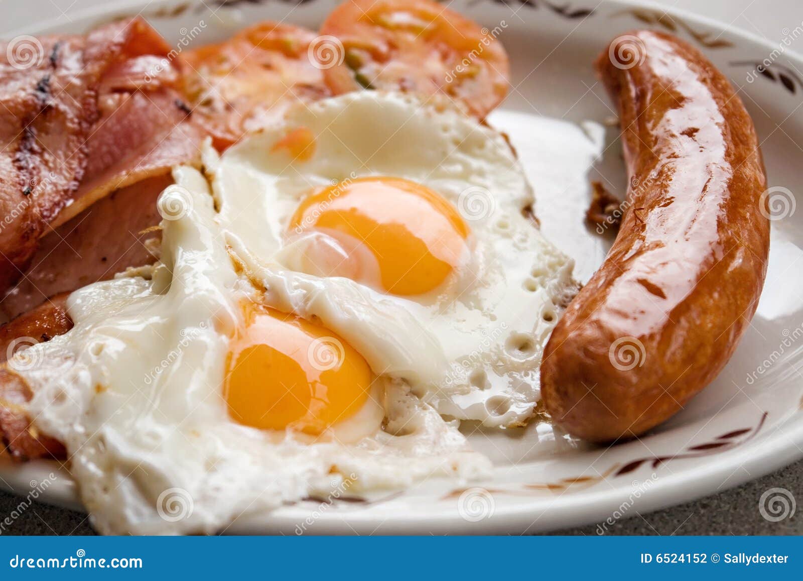 bacon-egg-sausage-breakfast-6524152.jpg