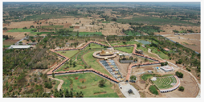 Sripuram_Temple_Multiple_Views.gif