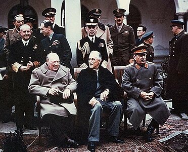 372px-Yalta_summit_1945_with_Churchill%2C_Roosevelt%2C_Stalin.jpg