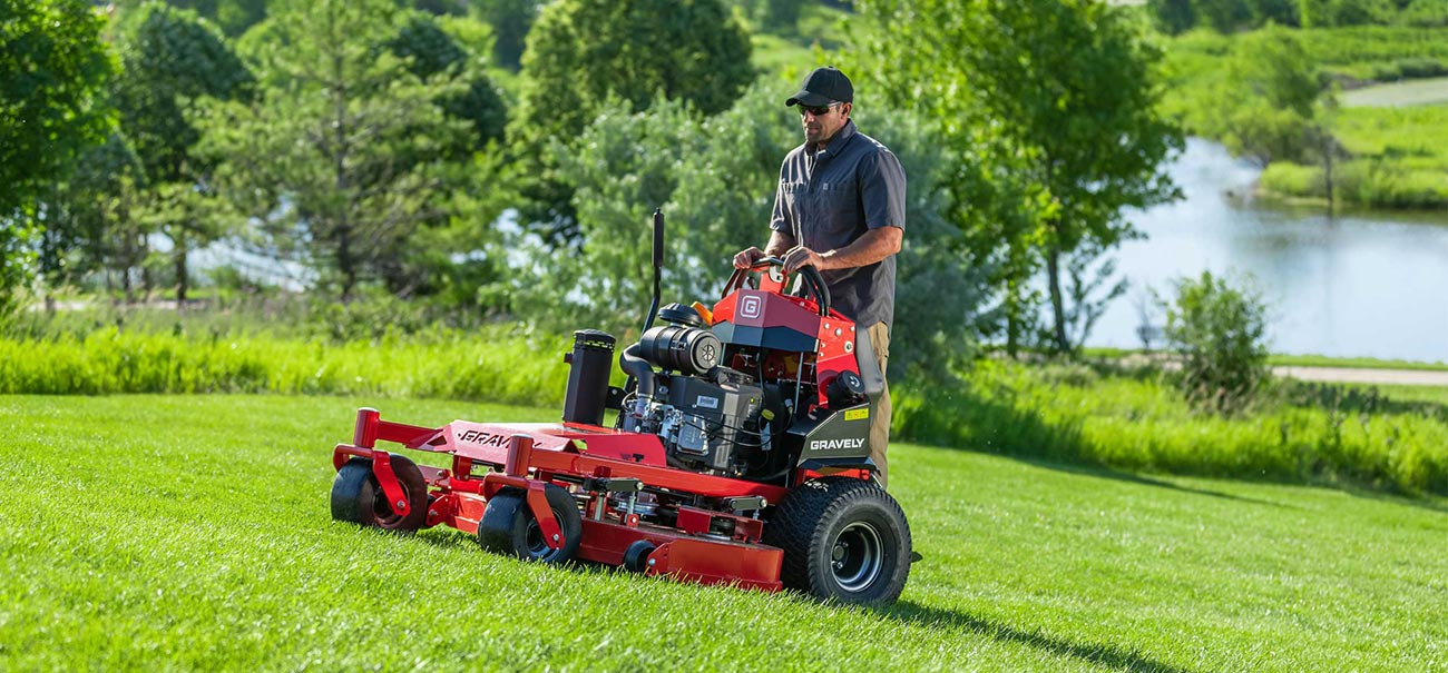 gravely-pro-stance-stand-on-mower-1.jpg